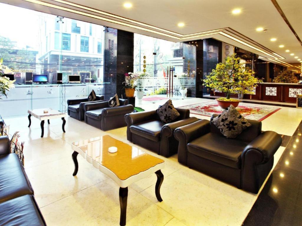 Golden Crown Hotel Saigon Хошимін Екстер'єр фото