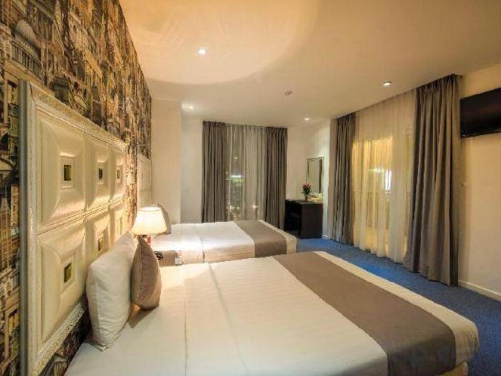 Golden Crown Hotel Saigon Хошимін Екстер'єр фото